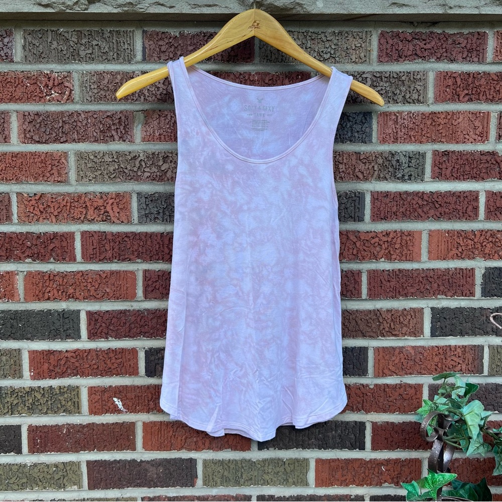 American Eagle Pink and White Tie Dye Soft & Sexy Scoop Neck Tank Top